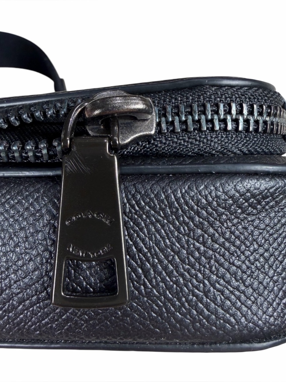 Coach Travel Phone Crossbody Pebbled Black Leather Crossbody Bag Structured - Picture 8 of 10